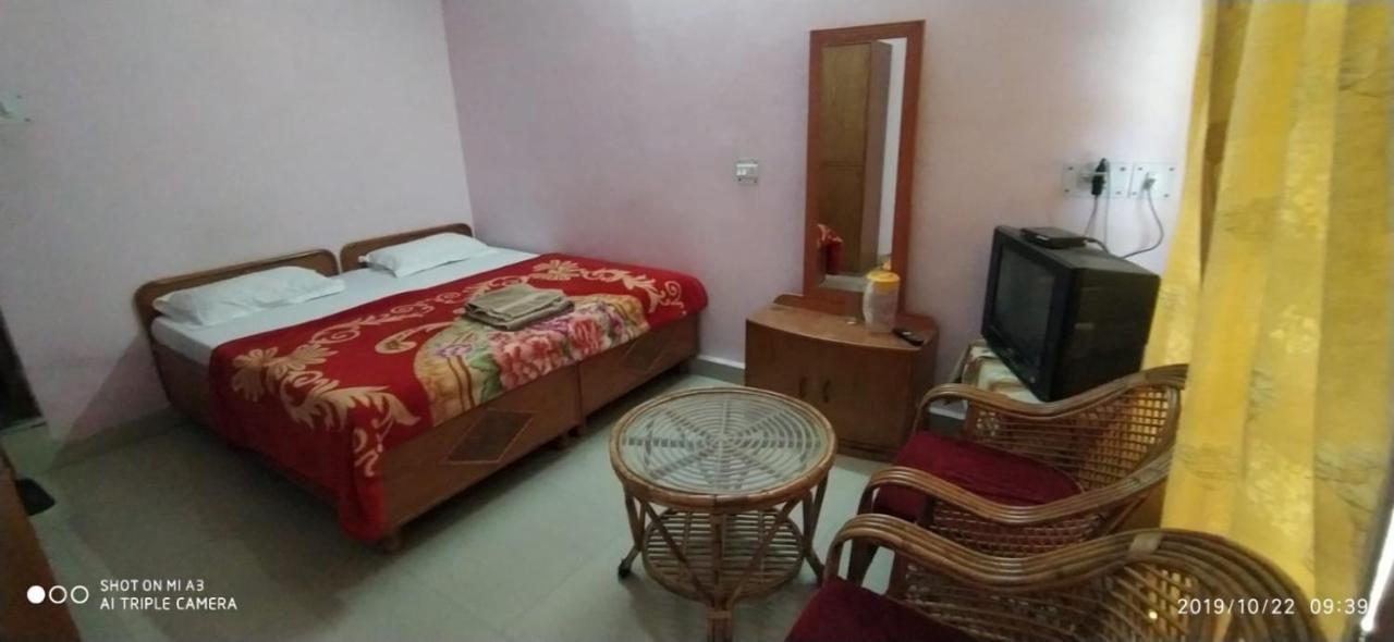 Hotel Himalayan Inn Uttarkashi Bagian luar foto